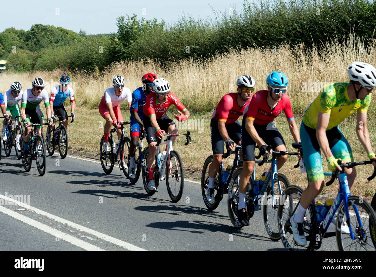 Die Commonwealth Games 2022 für Männer`s Radrennen, Hampton Road, Warwick, Warwickshire, Großbritannien Stockfoto